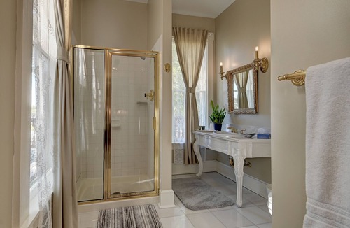 Fishers Bed & Breakfast | Prairie Guest House