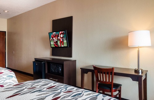Dumas House | Prairie Panorama: Short Drive to Cactus Playa Lake. FREE Parking and Breakfast!