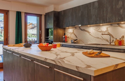 Saint-Pierre-de-Clages Apartment | Praplan 21-22 by Interhome