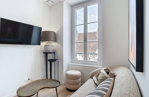 Montargis Apartment | Prasline Suite