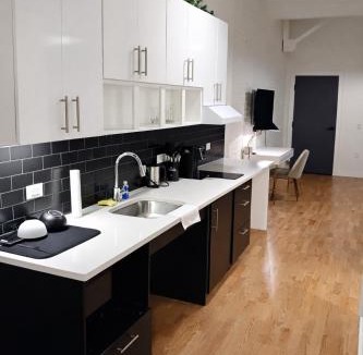 Downtown Hartford Apartment | Pratt St Brand New Studio Loft Elevator Building