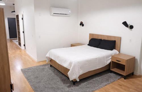 Downtown Hartford Apartment | Pratt St Brand New Studio Loft Elevator Building