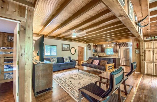 New Braunfels House | PRD 888 Ponderosa Cabin