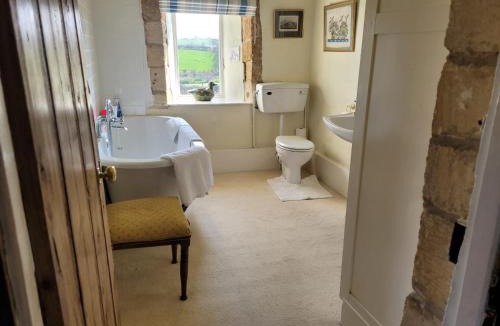 Nassington Bed & Breakfast | Prebendal Manor