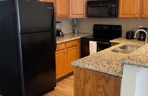 Blossoms Park House | preciosa casa completa 2 bedroom 2.5 bathroom
