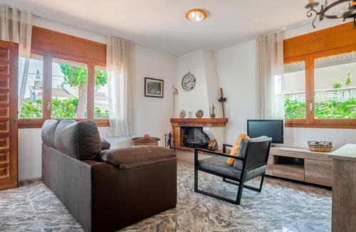 El Vendrell Apartment | Preciosa casa con un enorme jardín
