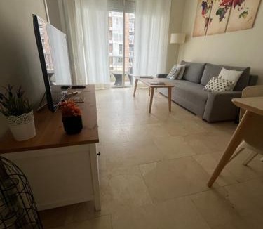 Les Corts Apartment | Precioso y tranquilo apartamento zona alta Diagonal Barcelona