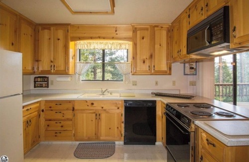 Cold Springs House | Preferred Parking Pass to Dodge Ridge