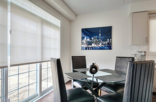 Bradford House | Premium Staycation Near Canada's Wonderland