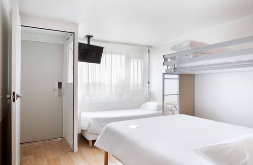 Chasseneuil-du-Poitou Hotel | Première Classe Poitiers Futuroscope – Chasseneuil