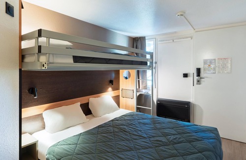 Gorge de Loup Hotel | Première Classe Lyon Ouest - Tassin