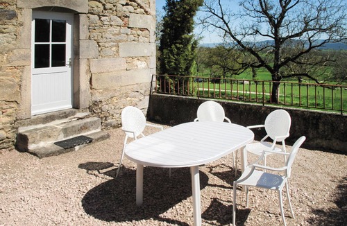 La Grande-Verriere House | Premier gîte de Bouton by Interhome