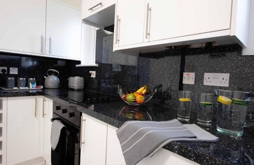 Bellshill Apartment | Premier - Garfield Apartment