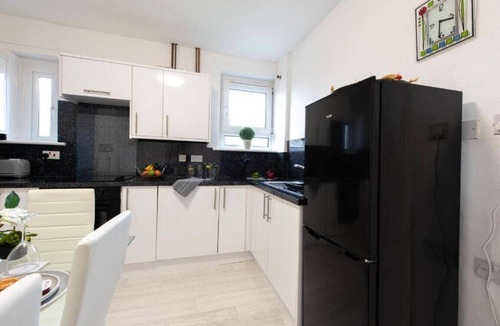 Bellshill Apartment | Premier - Garfield Apartment