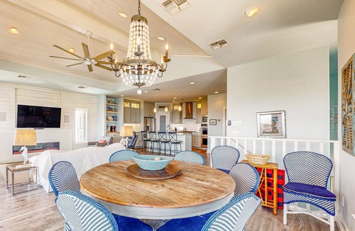 Port Aransas House | Premier Gulf-Front Luxury Rental in Port Aransas with Private Pool, Beach Access