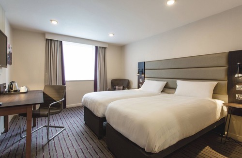Ashford Hotel | Premier Inn Ashford North
