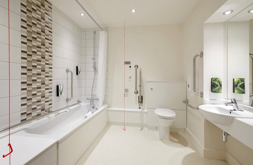 Cradley Hotel | Premier Inn Birmingham South - Rubery