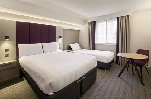 Exeter Hotel | Premier Inn Exeter Central St Davids