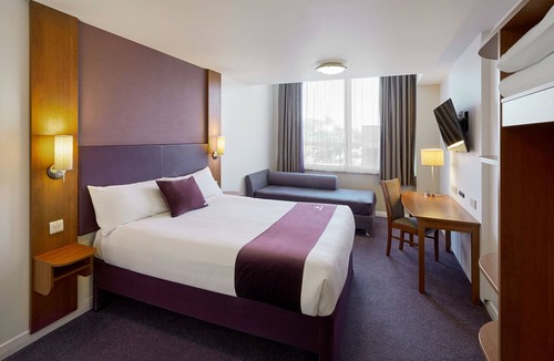 High Wycombe Hotel | Premier Inn High Wycombe Central