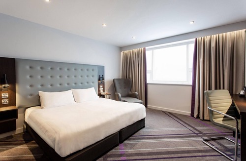 Kendal Hotel | Premier Inn Kendal Central