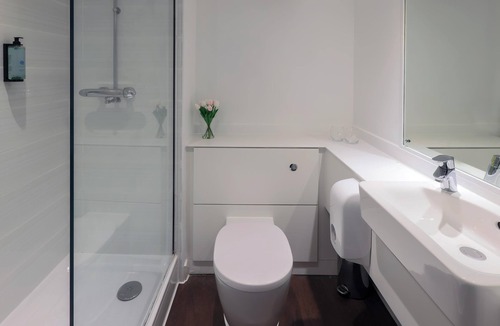 Wistow Hotel | Premier Inn Leicester South - Oadby