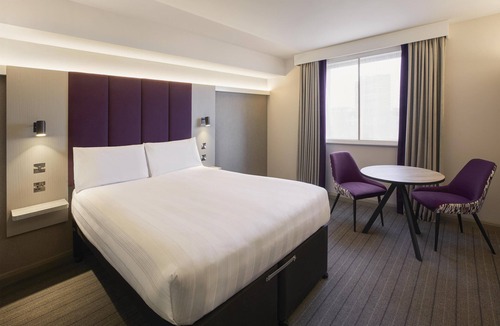 West Thurrock Hotel | Premier Inn Thurrock East