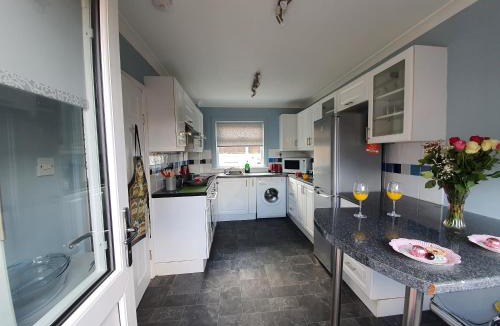 Holytown Apartment | PREMIER - Kenilworth House