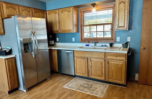 Onaway House | Premier Lakeshore Retreat