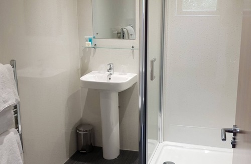 Grangemouth Hotel | Premier Lodge