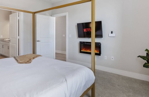 Addicks Apartment | Premier Luxury Escape in the Heart of Houston