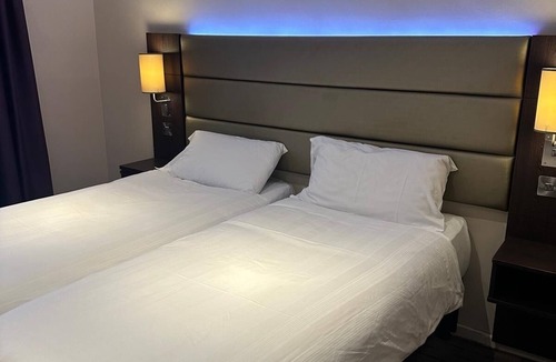 Woodbank Hotel | Premier Roomz Two Mills