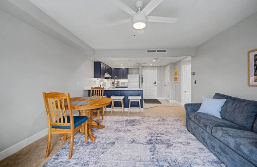 Chautauqua Apartment | Premier St Elmo Unit w Large Balcony over Park