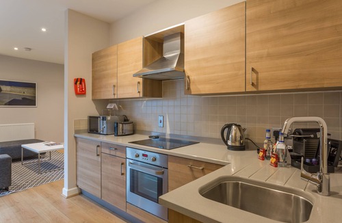 City Centre Glasgow Apartment | PREMIER SUITES PLUS Glasgow George Square