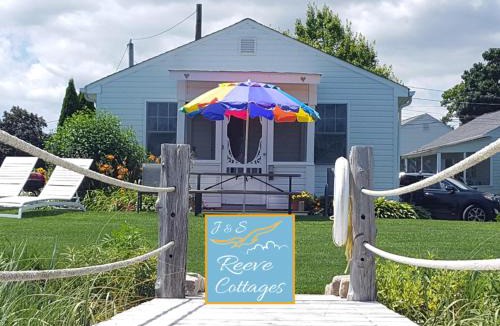 Aquebogue House | Premier Waterfront Cottage 3