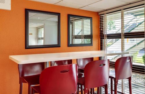 Fouquieres-les-Bethune Hotel | Premiere Classe Bethune