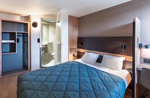 Bourges Hotel | Premiere Classe Bourges (6 kms du centre-ville)