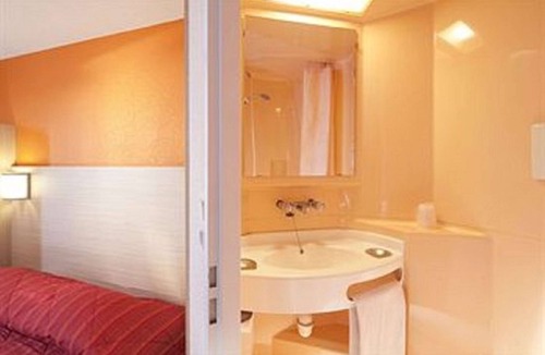 Chaumontel Hotel | Premiere Classe Chantilly Sud-Luzarches