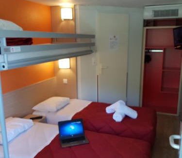 La Demi - Lune Hotel | Premiere Classe Lyon Ouest - Tassin