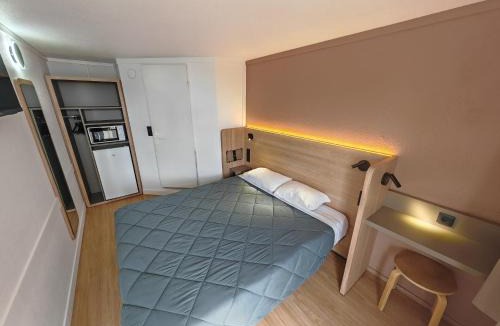 Cuincy Hotel | Premiere Classe Lille Sud - Douai Cuincy