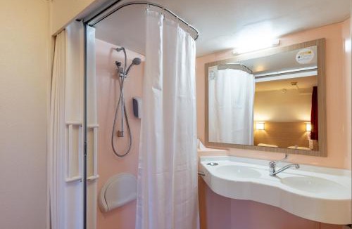 Seclin Hotel | Premiere Classe Lille Sud - Seclin