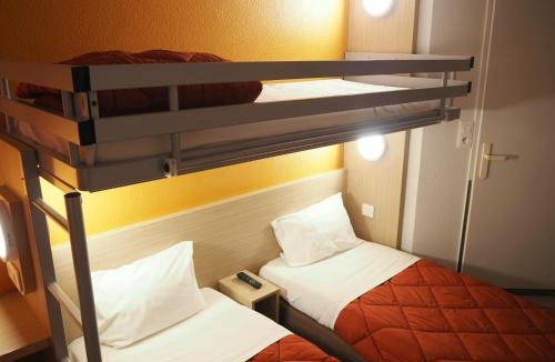 Saint-Lambert-des-Levees Hotel | Premiere Classe Saumur