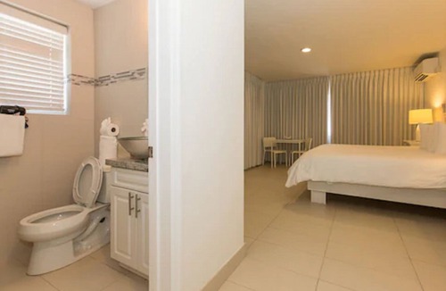 Central Beach Hotel | Premiere Hotel