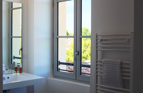 Verdelais Apartment | PREMIERE PIERRE