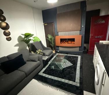 Holbeck Cabin | Premiership Lodge