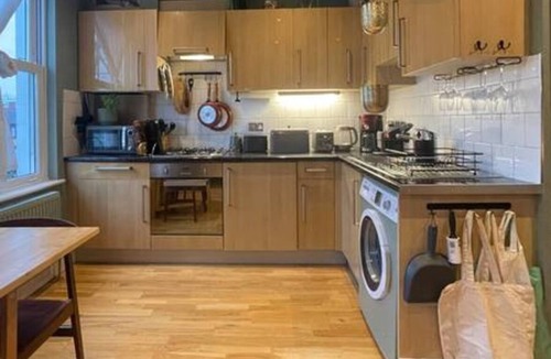 Clapton Condo | Premium 1-bedroom Flat Hackney