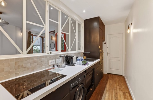 Gentilly Apartment | Premium 1BR flat with direct access to the RER B