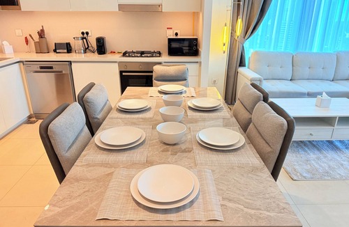 Trade Center Apartment | Premium 2-bedroom apartment infront of Dubai Mall