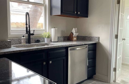 Crescent Hill Apartment | Premium 6BR Bourbon Trail home for large groups!