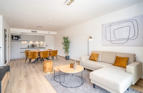 Camiers Apartment | [Premium] Apartment with 3 rooms 1 with double beds, 1 with 2 single beds & 1 bunk beds
