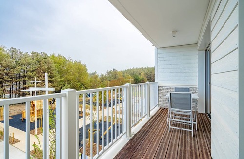 Camiers Apartment | [Premium] Apartment with 3 rooms 1 with double beds, 1 with 2 single beds & 1 bunk beds